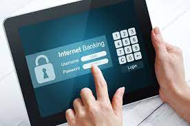 schermo pc con internet banking