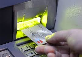 bancomat inserito in ATM