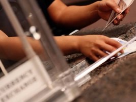 Come scegliere il miglior conto corrente per stranieri? Quale banca scegliere per aprire un conto corrente